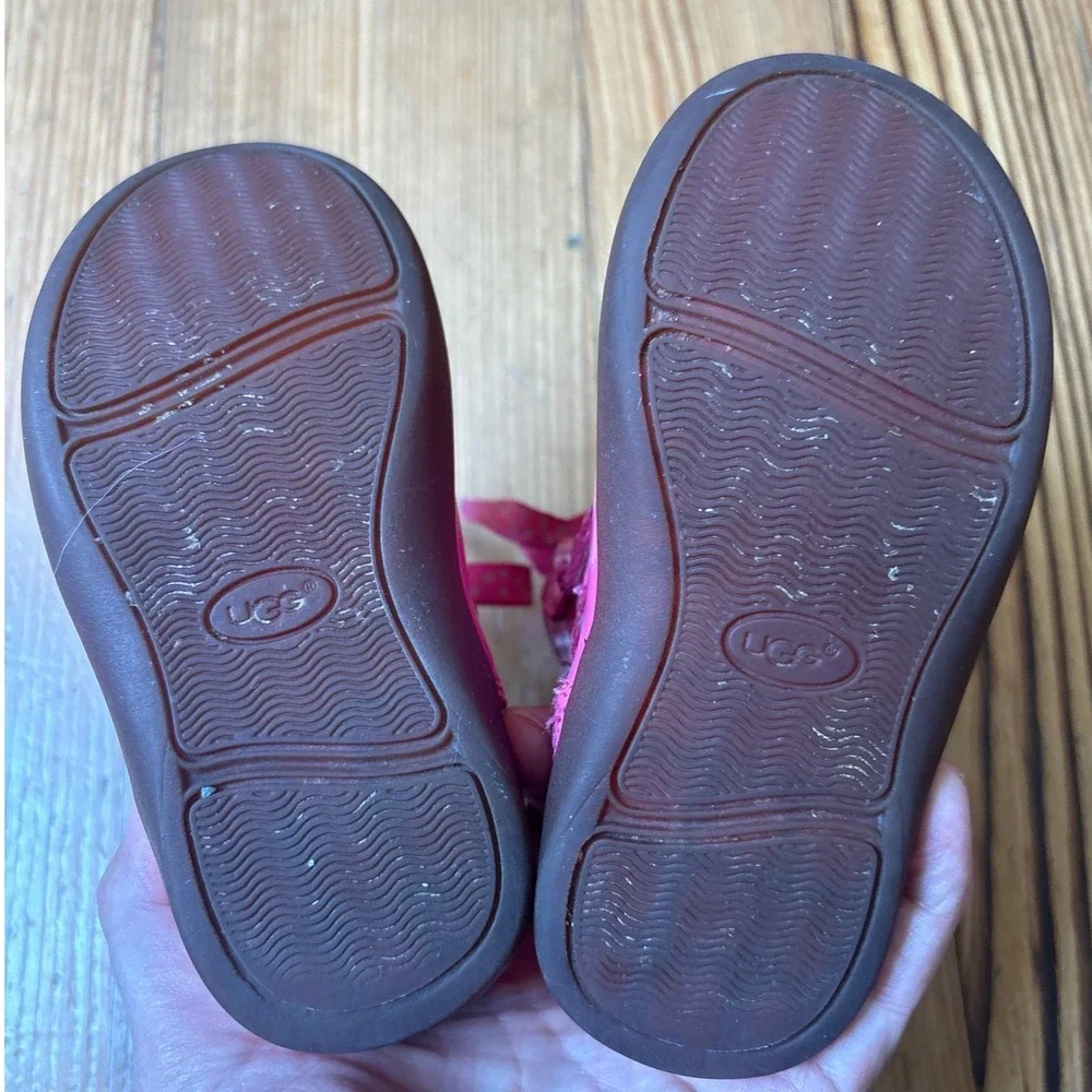 UGG Duck Boots‎ Kids Pink Leather Faux Shearling Zip Ribbon Lace SIZE 7